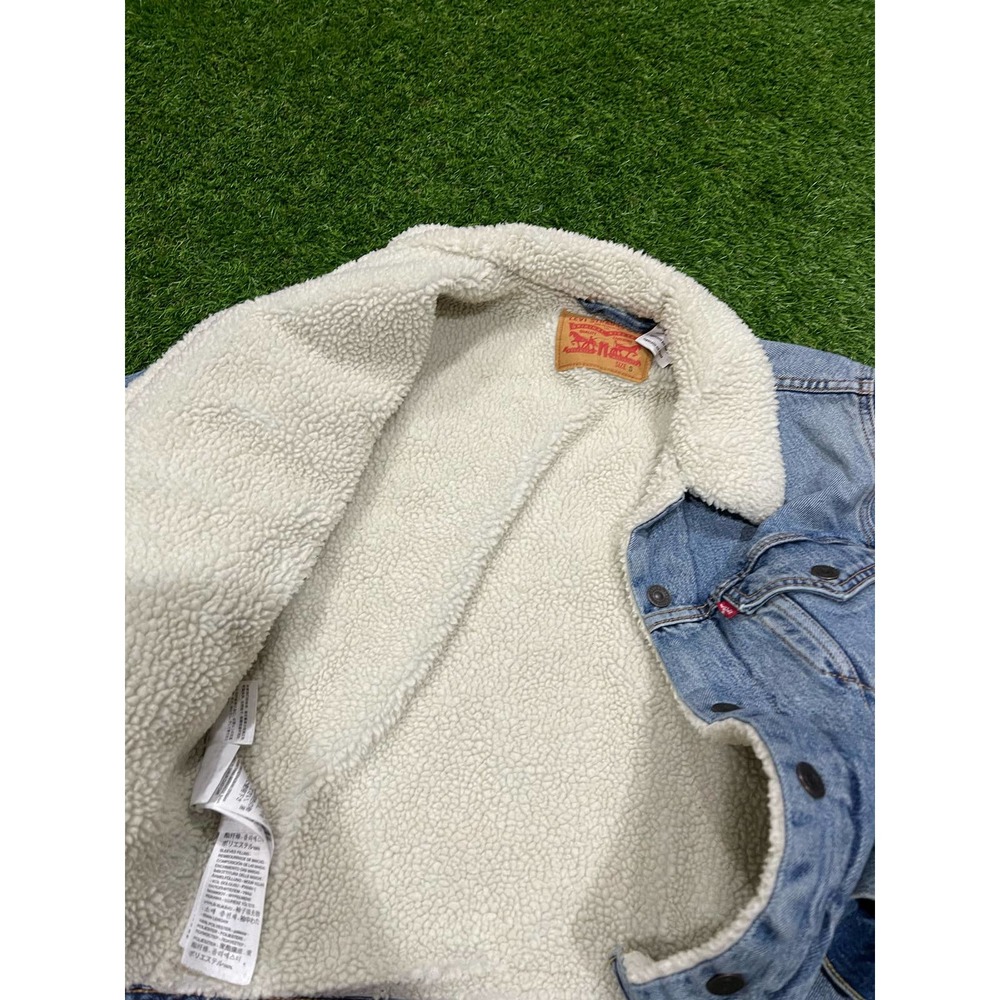 Levis Denim Jacket - Picture 4 of 5